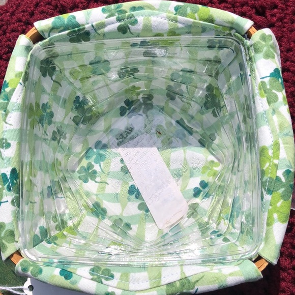 Shamrock Twist Basket Combo with Green Wooden Lid - Picture 3 of 4